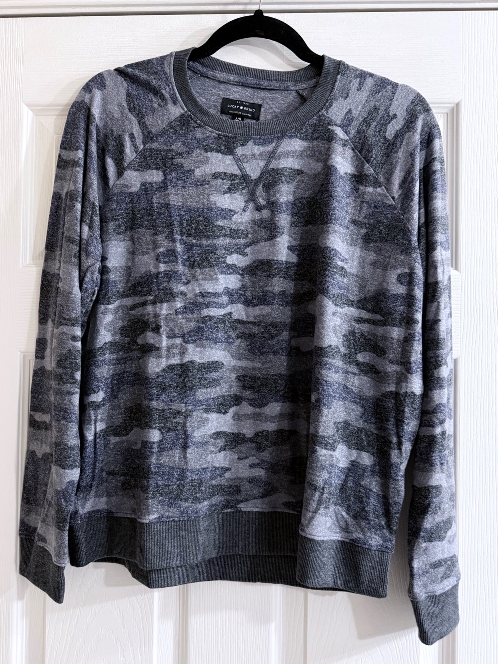 Lucky Brand Women’s Gray and Blue Camo Crewneck Sweater